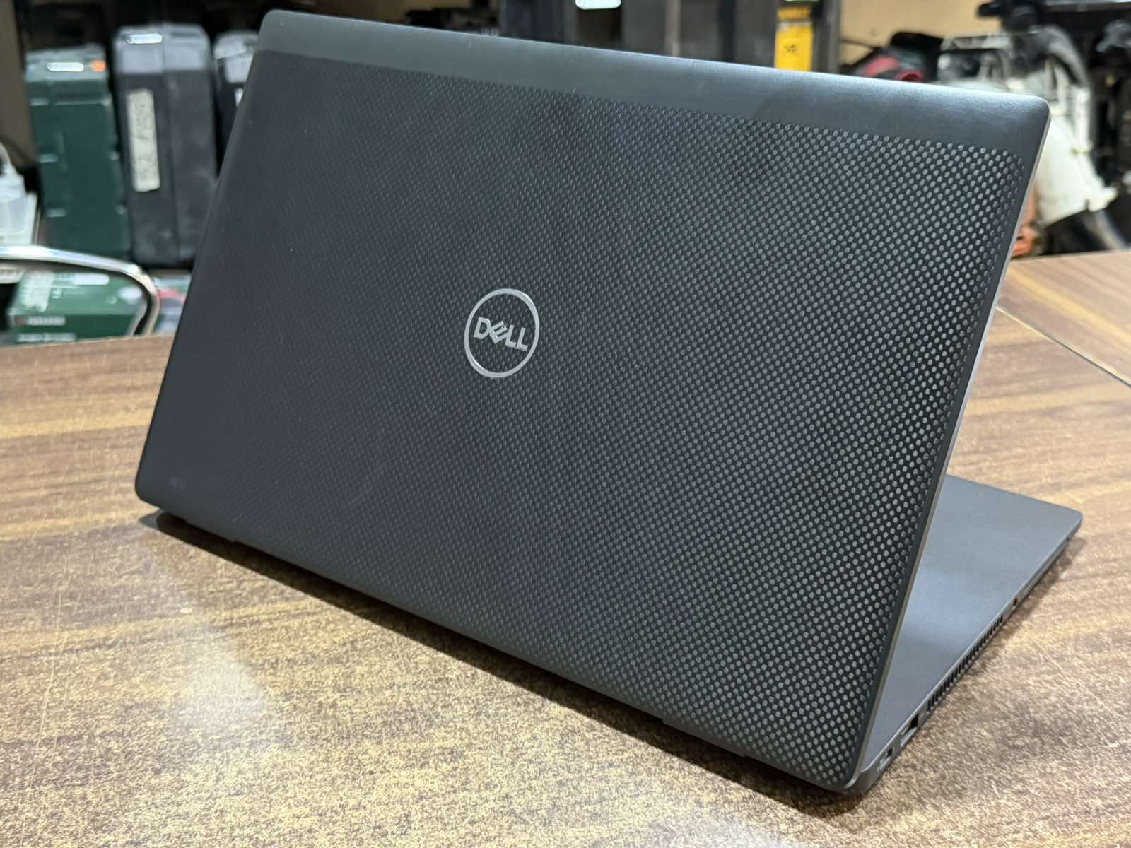 Лаптоп Dell Latitude 7520 - Image 5
