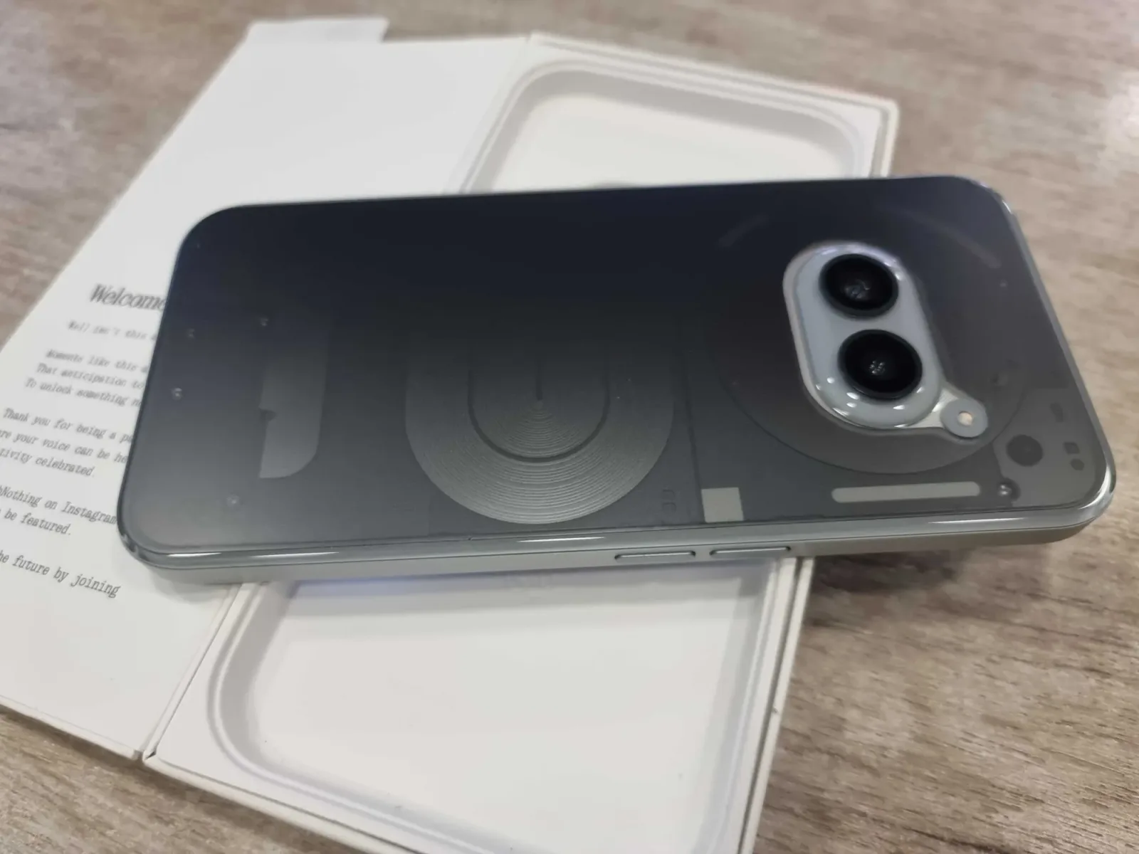 Смартфон Nothing phone 2A PLUS 5G 256GB + 12GB RAM - Image 2