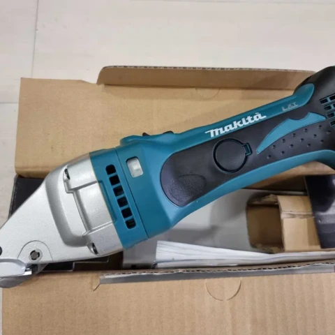 Акумулаторна ножица за ламарина Makita DJS161Z / Нова