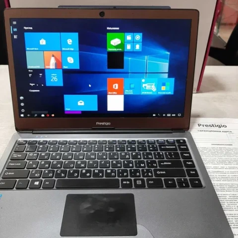 Лаптоп Prestigio 133S .Win 10,