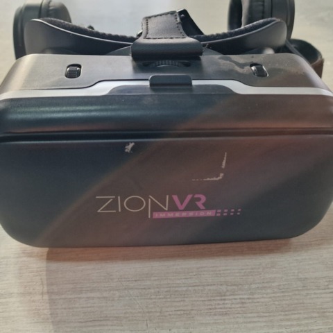 VR очила ZIONVR