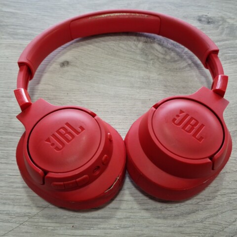 Bluetooth слушалки JBL TUNE 750BTNC