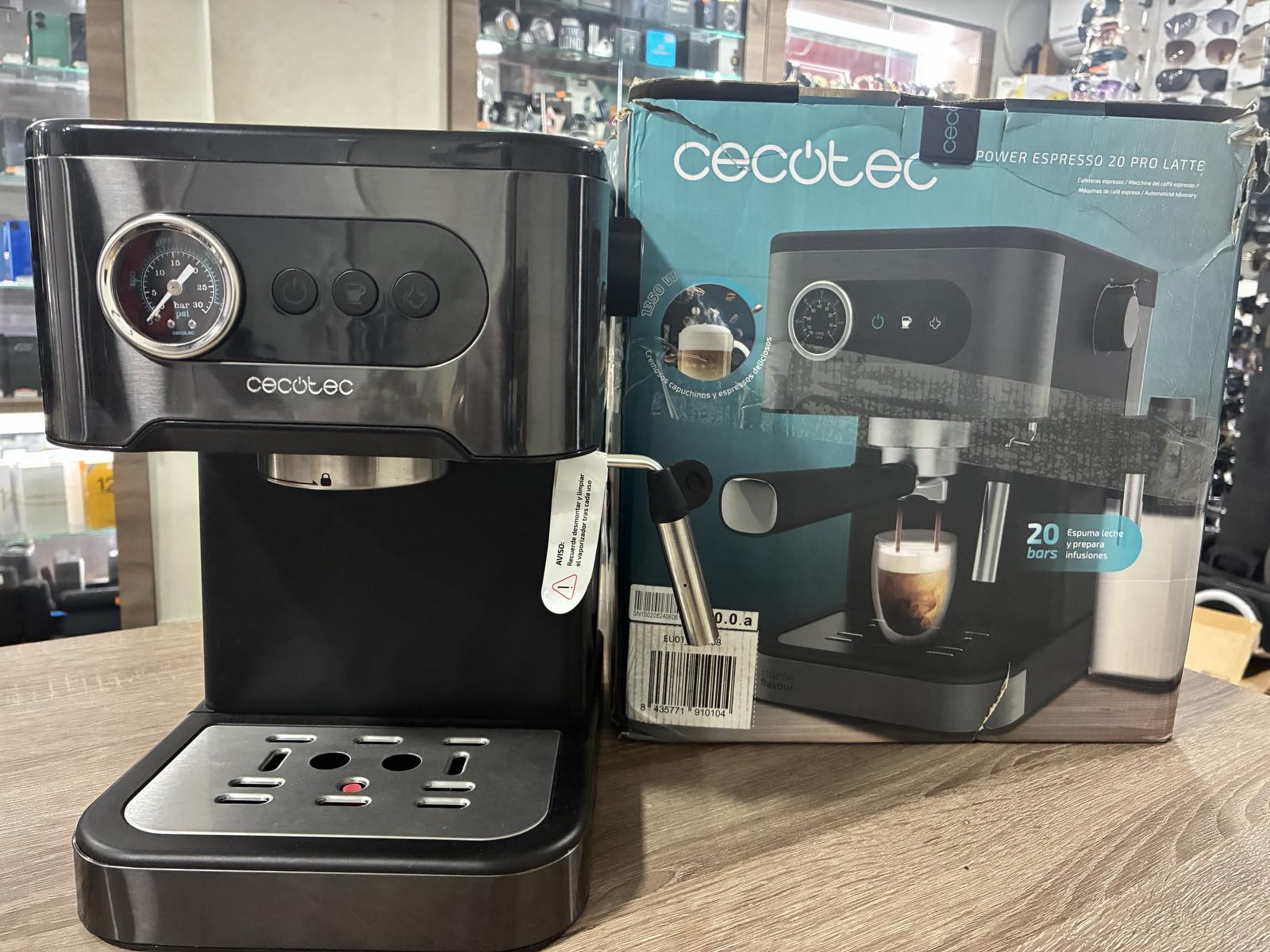 Кафемашина Cecotec 20 Pro Latte, 1,5 л, 20 бара, с контейнер за мляко 550 мл - Image 3