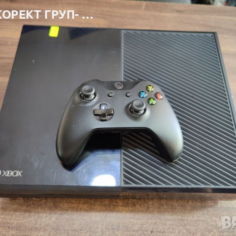 Xbox One 500GB + 1 джойстик и 5 игри