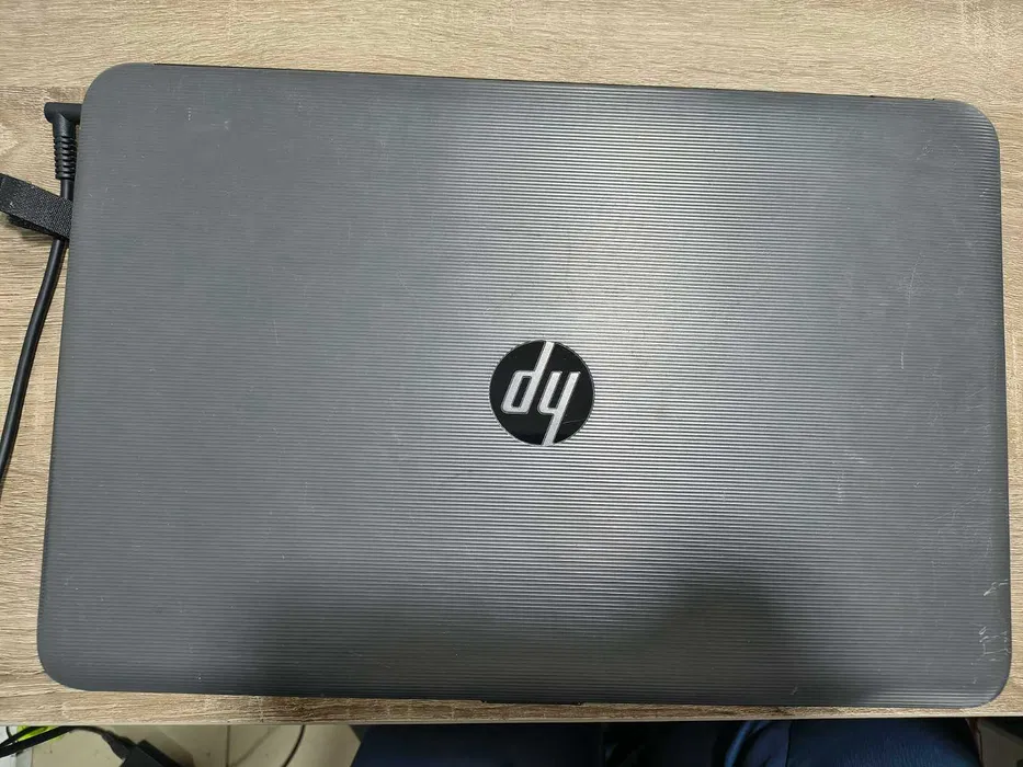 Лаптоп HP 250 G5 W4M91EA - Image 2