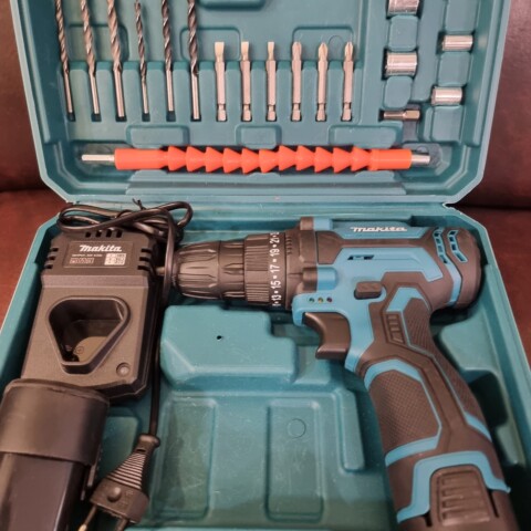 Винтоверт Makita