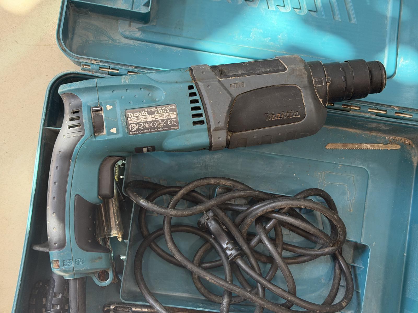 Перфоратор Makita HR2470 780W - Image 2