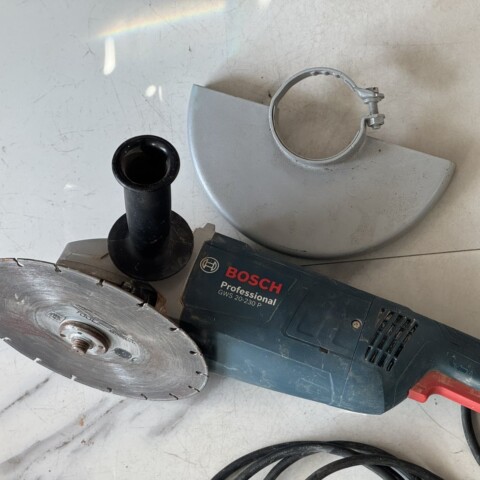 Ъглошлайф Bosch GWS 20-230P