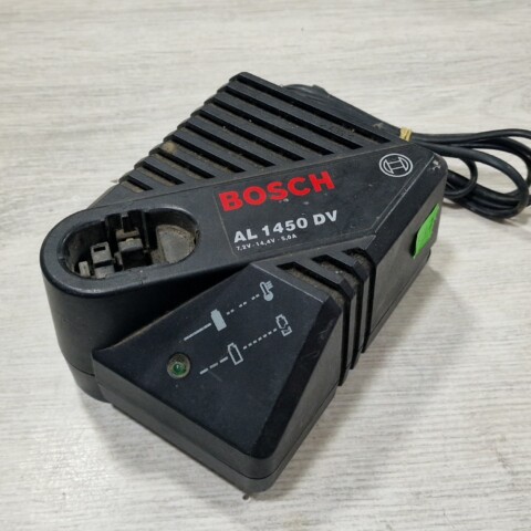 Бързо зарядно BOSCH AL 1450 DV / 14,4 V / 5 A