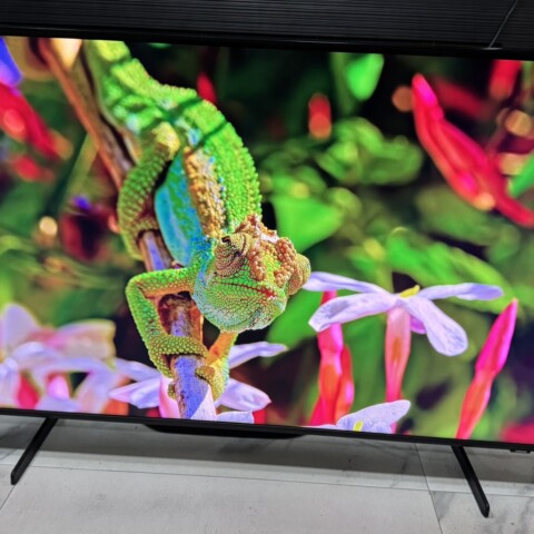 Телевизор SAMSUNG QE43Q60CAUXXH 43" QLED 4K Ultra HD SmartTV Tizen™
