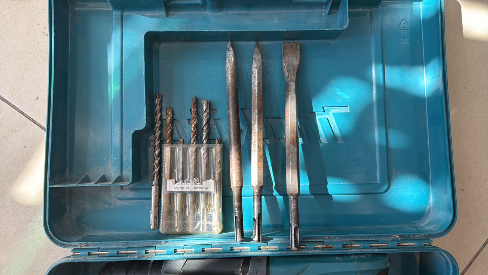 Перфоратор Makita HR2470 780W - Image 4