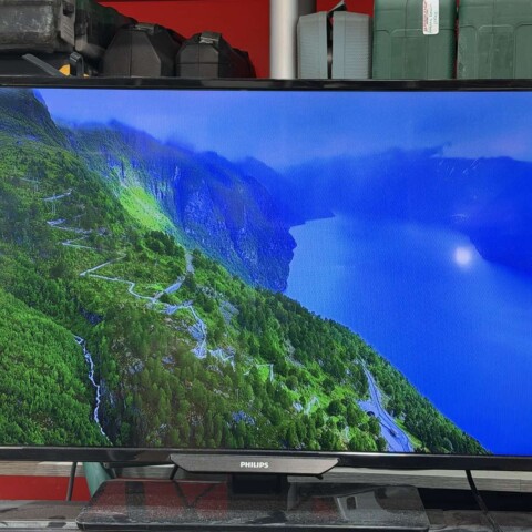 LED телевизор Philips 32PHH4309/88