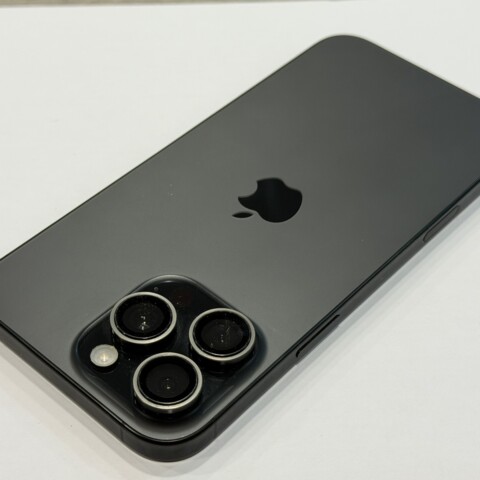 iPhone 16 Pro Max – 256GB, Black Titanium