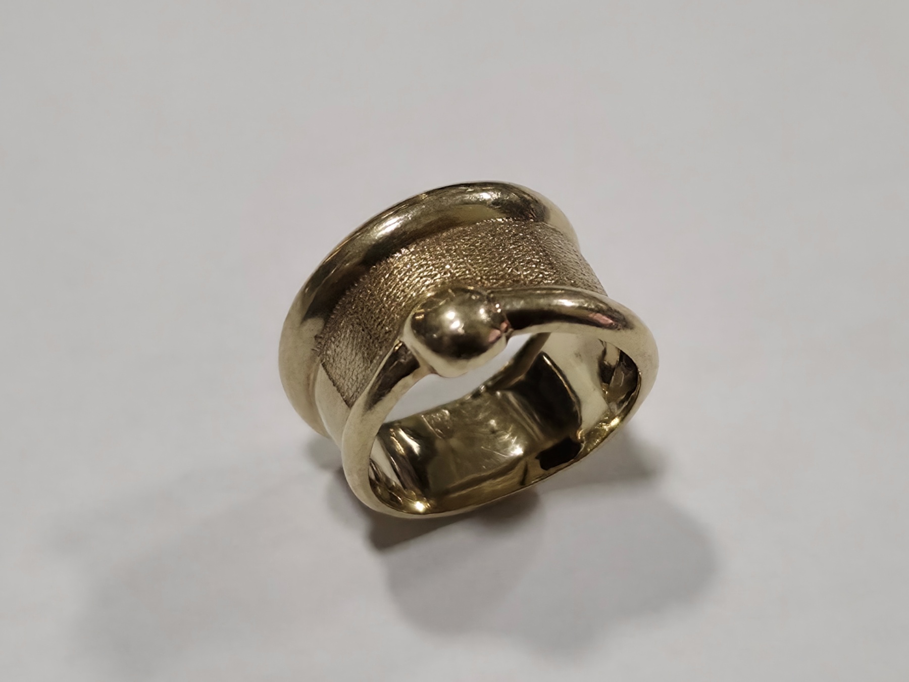 Дамски златен пръстен 14К 585 / 5,90 гр.