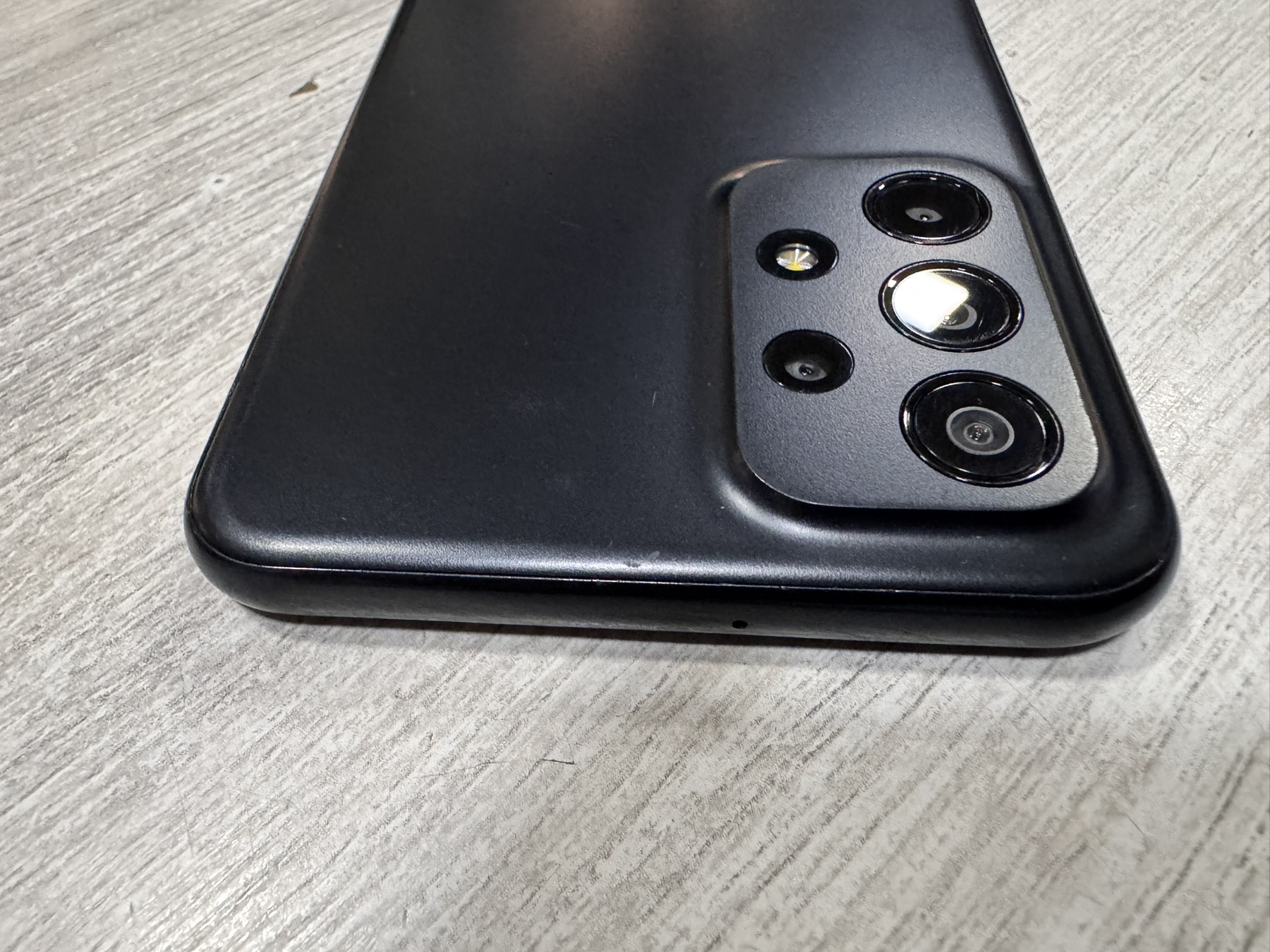 Samsung Galaxy A23 5G 128GB 4GB RAM Dual - Image 9