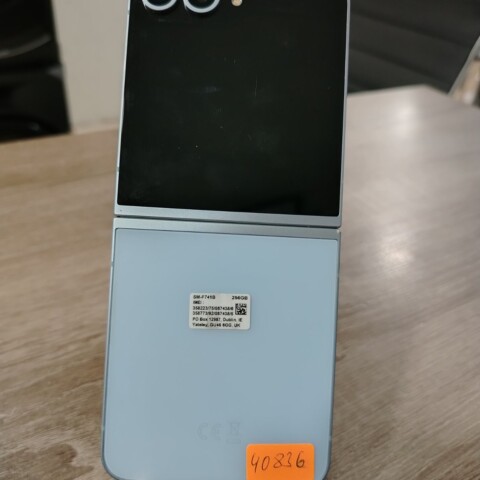 SAMSUNG GALAXY Z FLIP6