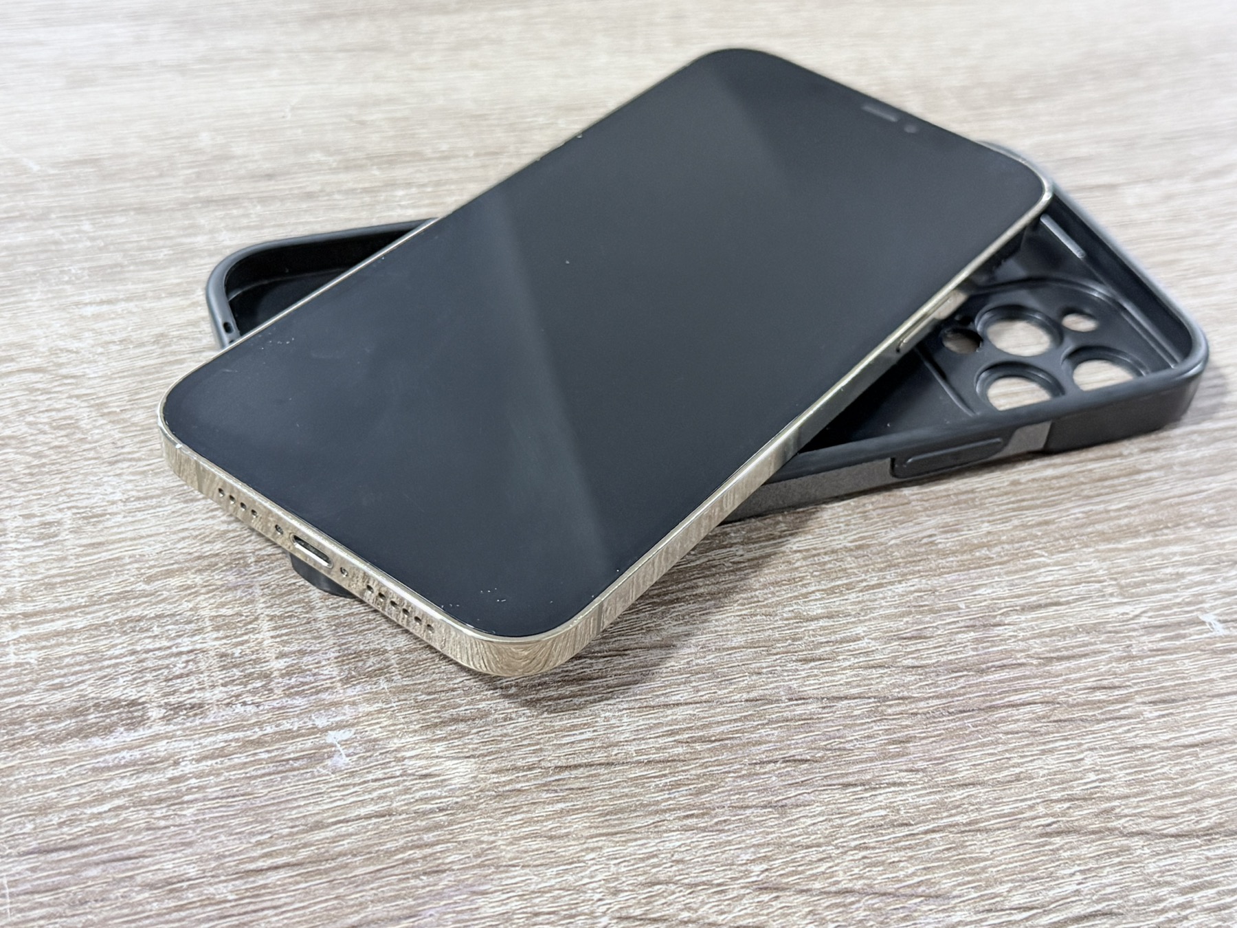 iPhone 12 Pro Max 256GB - Image 4
