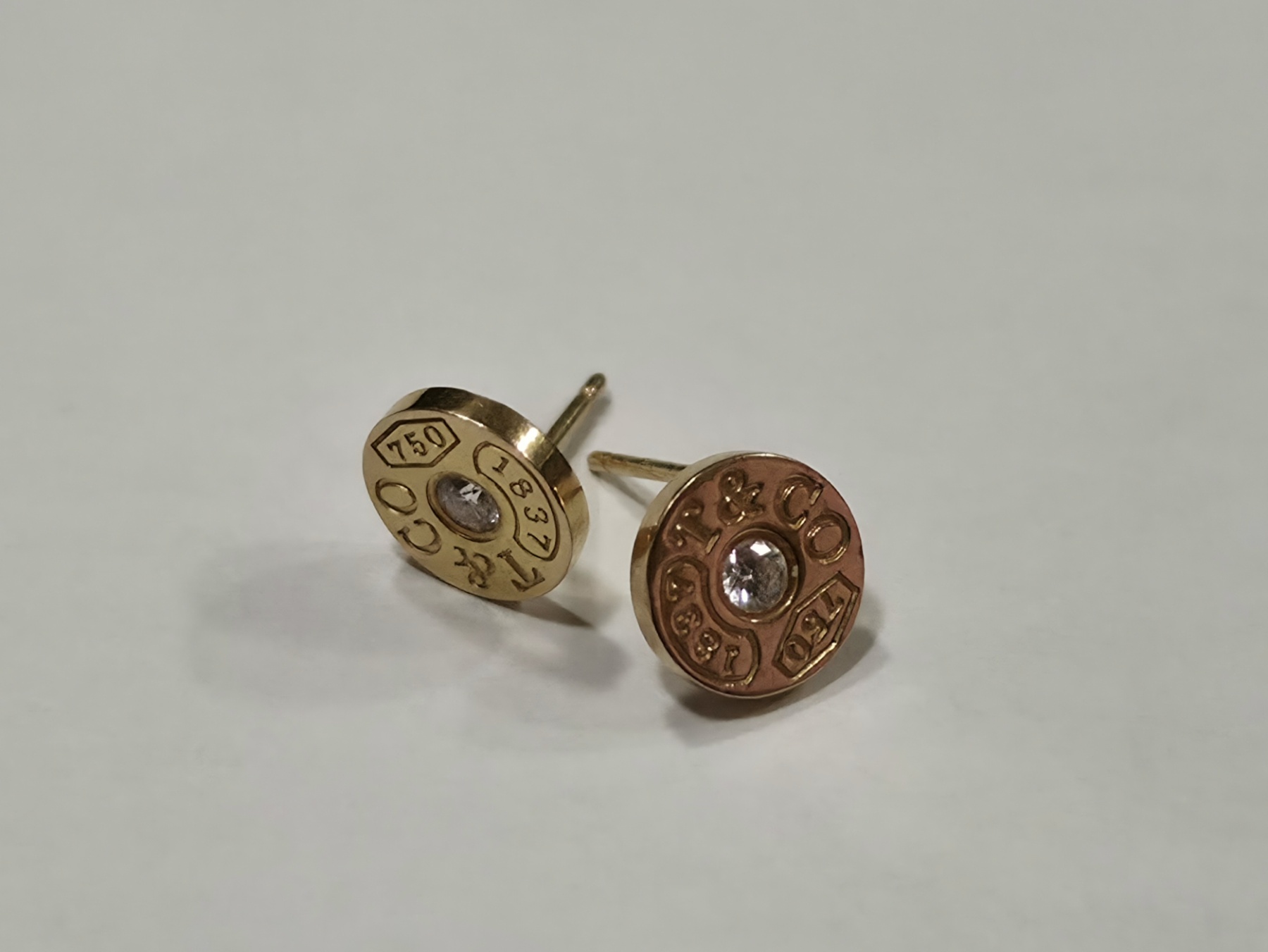 Дамски златни обеци 18К 750 / 2,46 гр.