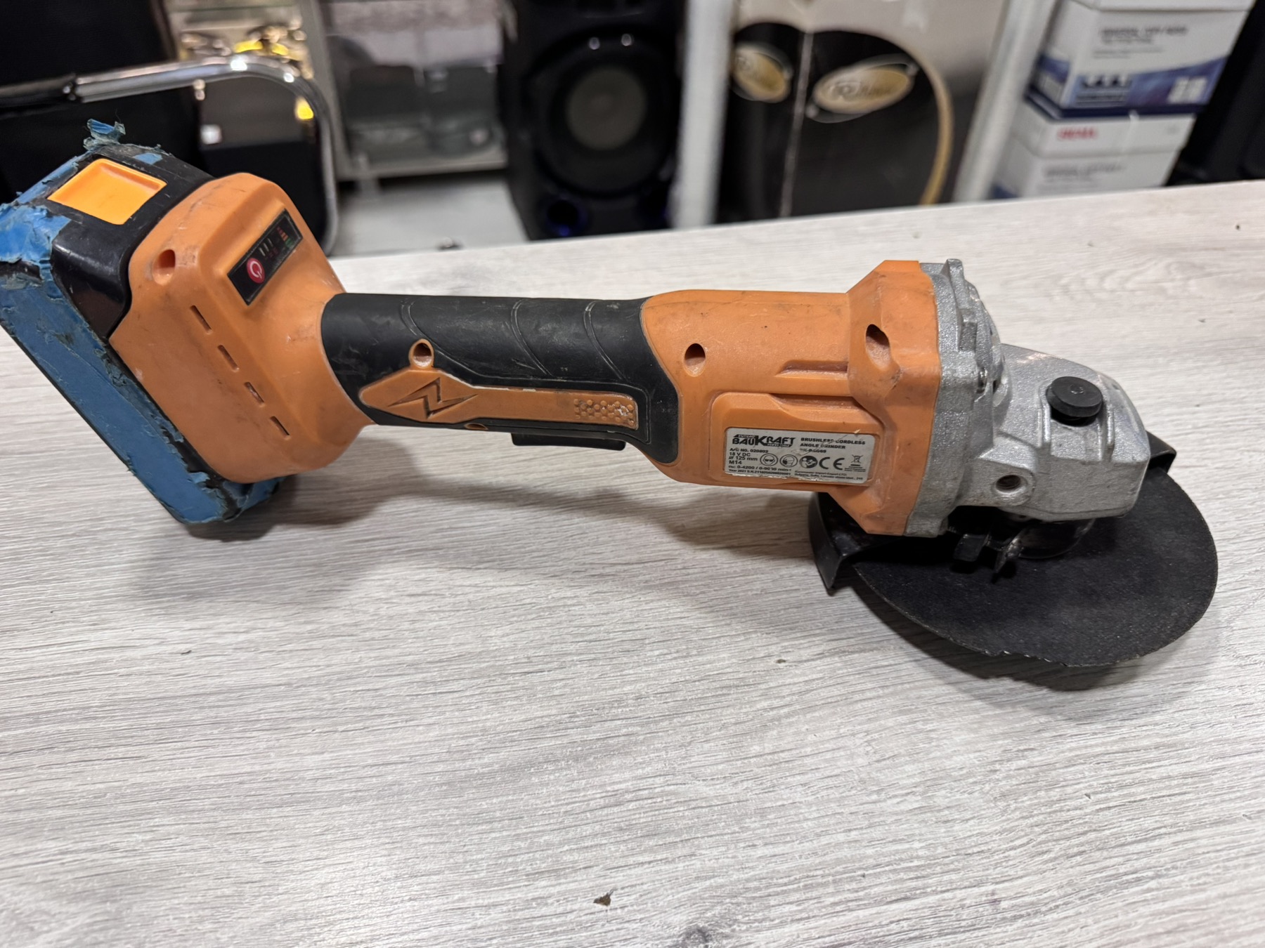 Акумулаторен безчетков ъглошлайф Baukraft BK-BAG69 S 18 V - Image 6