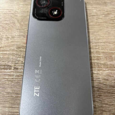 ZTE a35