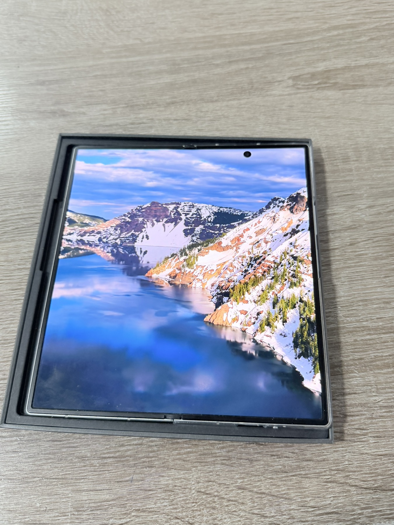 Samsung Z Fold 8 Ultra - Image 6