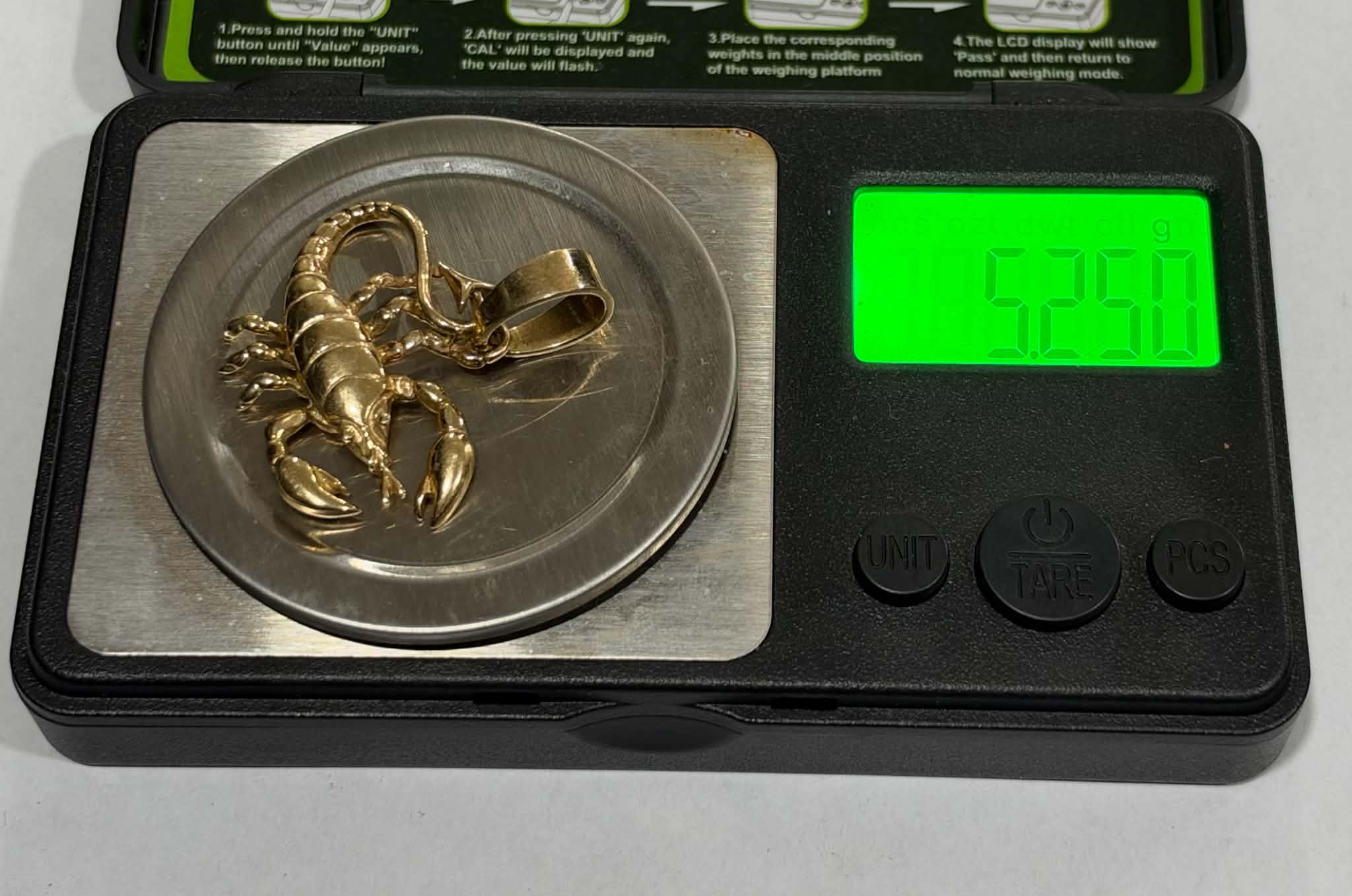 Златна висулка скорпион 14карата 5.25грама - Image 2